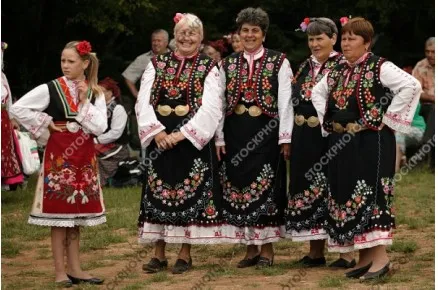 Празник край Петропавловския манастир