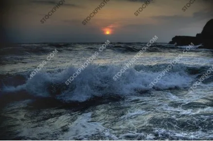 Бурно море