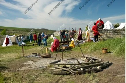 Възстановка на средновековен базар в крепостта Червен