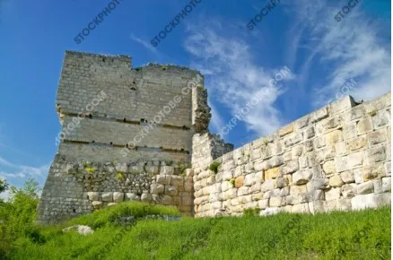 Снимка на кулата от крепостта 