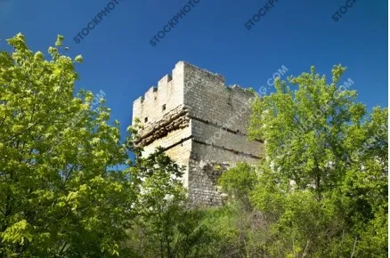 Снимка на кулата от крепостта 