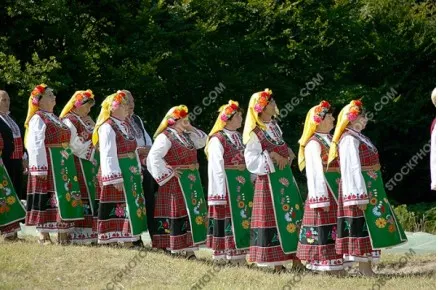 Снимка на народни обичаи и празници представени на първото издание на Белинташ фест 2011г.