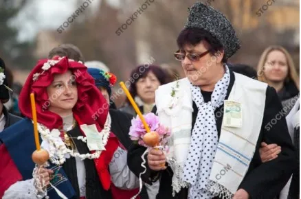 Народен обичай Бабинден, ден на родилната помощ