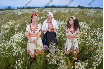 Еньовден. Български народни традиции и обичаи