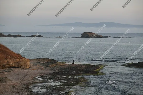 Изгрев над морският бряг на Черно море