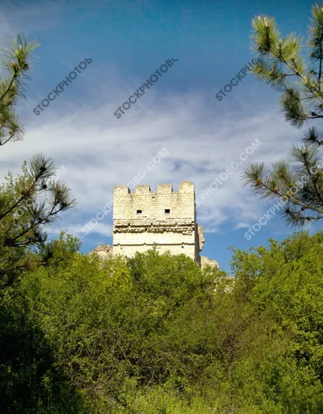 Снимка на кулата от крепостта 