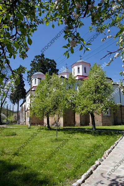 Лопушански манастир в Чипровския дял на Стара планина.