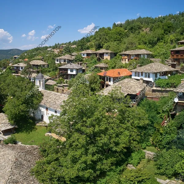 Лещен възрожденски къщи