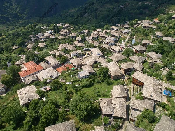 Ковачевица възрожденски къщи